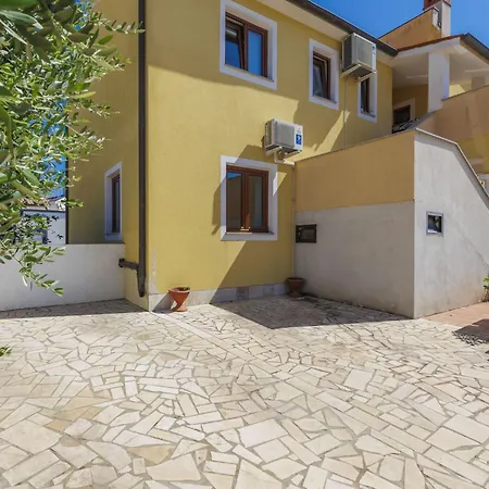 Gabi - Mdn168 By Interhome Apartment *
