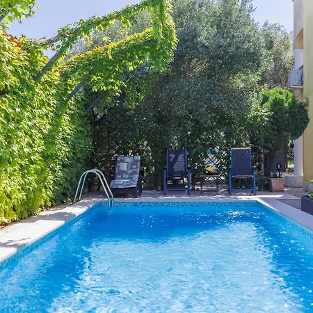 Apartment Gabi - Mdn168 By Interhome