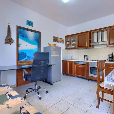 Apartment Gabi - Mdn168 By Interhome